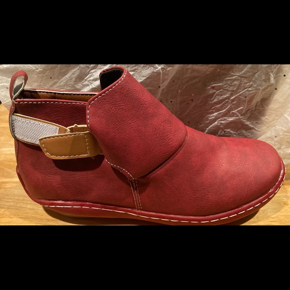 Red Ankle Boot - Women - Picture 2 of 6